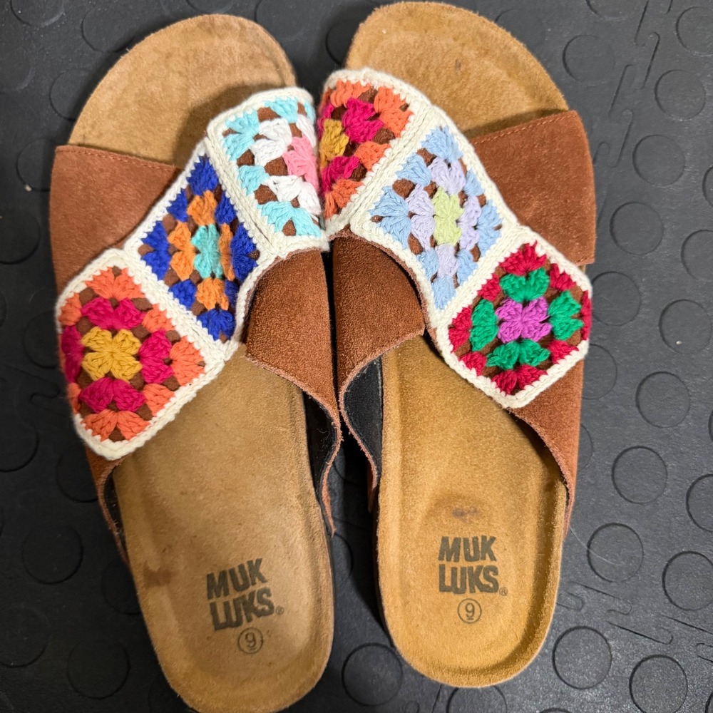 Muk Luks Womens Crochet Granny Square Suede Slide Sandals Brown Multi Size 9